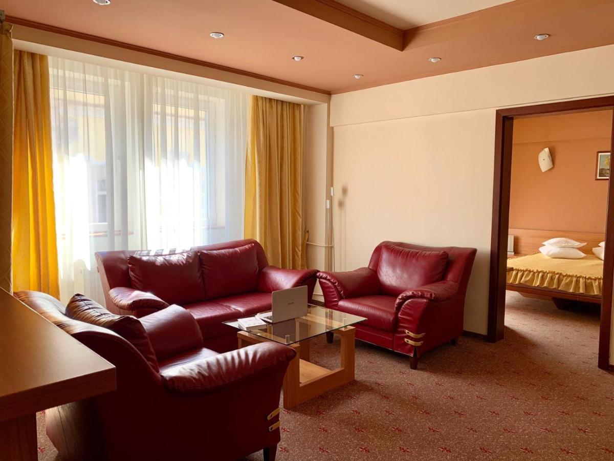 Hotel Victoria Клуж-Напока Экстерьер фото
